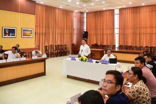 Giá thắng thầu điểm kinh doanh tại Phố đi bộ Bạch Đằng cao nhất hơn 740 triệu đồng