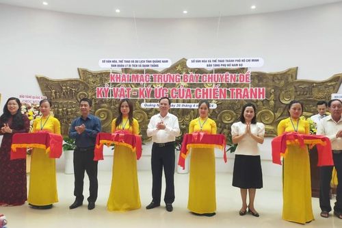 Khai mạc trưng bày chuyên đề Kỷ vật - Ký ức của chiến tranh