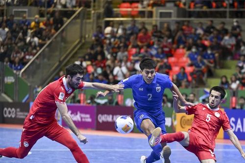 Futsal Thái Lan cùng Iran ngược dòng để vào chung kết giải châu Á
