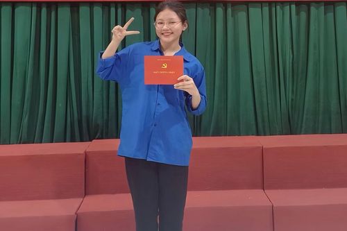 Nữ sinh trường huyện chinh phục giải quốc gia