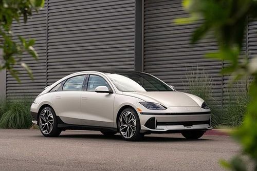 Top 10 mẫu xe điện tiết kiệm pin nhất năm 2024