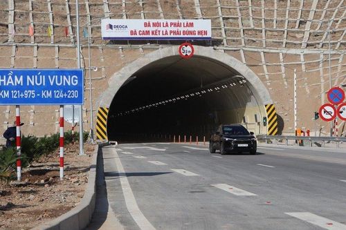 Cao tốc Cam Lâm-Vĩnh Hảo tạm đóng để tổ chức lễ khánh thành ngày 28/4