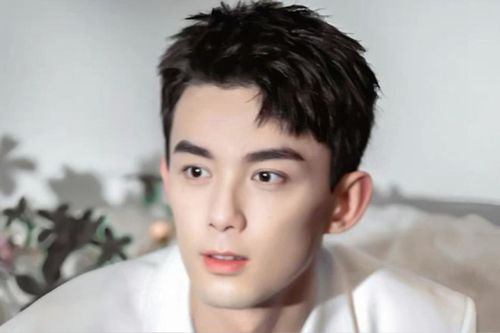 Tình màn ảnh mới của Ngô Lỗi: Thân thiết với Tiêu Chiến, được Châu Tấn hết mực cưng chiều