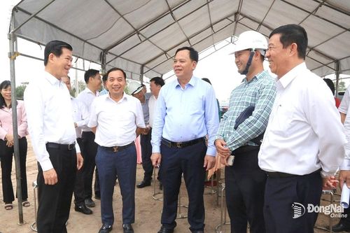 Ủy viên Trung ương Đảng, Bí thư Tỉnh ủy Nguyễn Hồng Lĩnh: Vượt qua thách thức, tăng tốc hoàn thành thắng lợi những nhiệm vụ đã đề ra