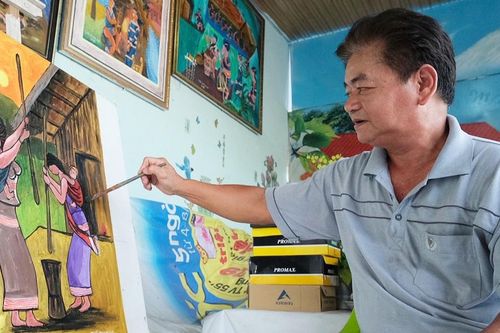 Người vẽ 'chân dung' Krông Pa