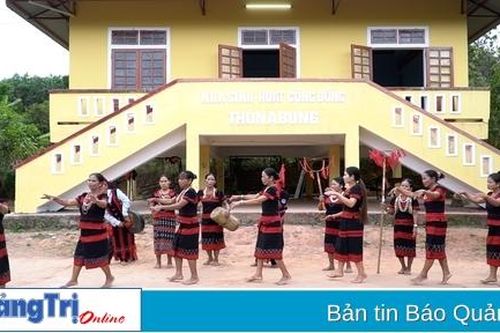 A Bung vang vọng tiếng cồng chiêng