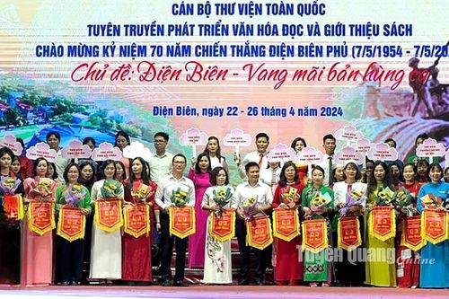 Thư viện tỉnh Tuyên Quang đoạt giải Nhì tại Liên hoan cán bộ Thư viện toàn quốc