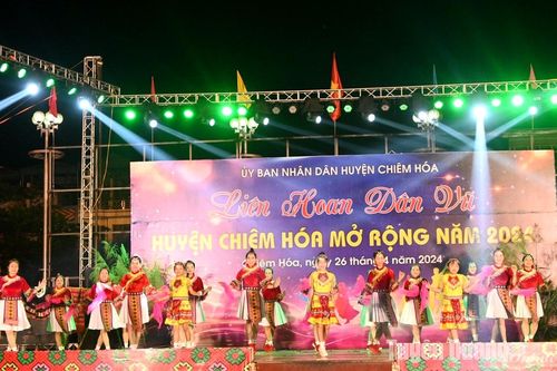 Liên hoan dân vũ huyện Chiêm Hóa mở rộng năm 2024