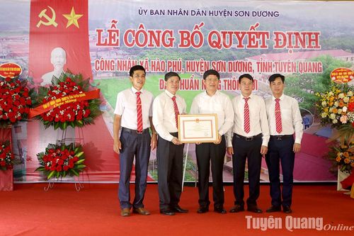 Nhân dân Hào Phú đóng góp gần 14 tỷ đồng xây dựng nông thôn mới
