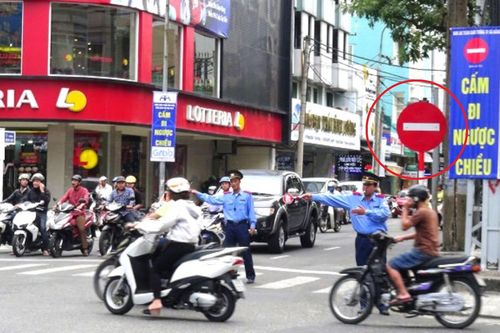 Biển báo cấm đi ngược chiều
