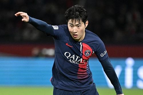 Lee Kang-in chơi hay trong ngày PSG mất điểm