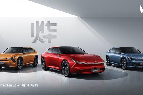 Honda 'nhá hàng' bộ sưu tập ôtô điện Ye, nội thất như xe đua
