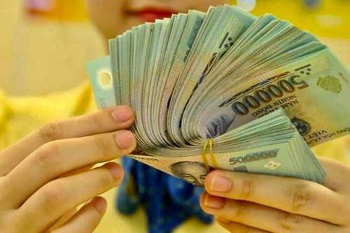 Người lao động được thưởng bao nhiêu tiền dịp nghỉ lễ 30/4 và 1/5?