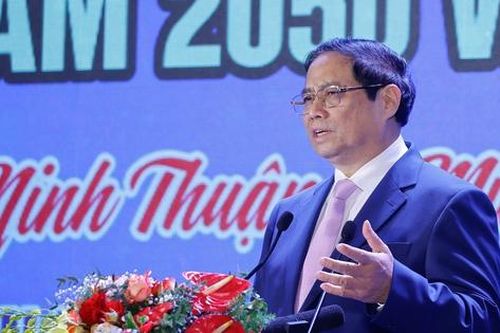 Thủ tướng chỉ ra những giải pháp để Ninh Thuận hóa giải khó khăn, vượt lên mạnh mẽ, phát triển nhanh và bền vững