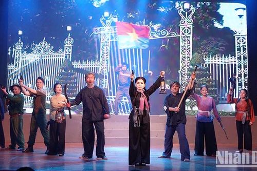 Bản anh hùng ca của vùng đất mười tám thôn vườn trầu