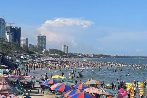 Hai ngày đầu nghỉ lễ, Bà Rịa-Vũng Tàu đón hơn 200.000 lượt khách du lịch