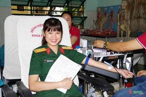 Phụ nữ Trường Cao đẳng Hậu cần 2 tự tin tỏa sáng