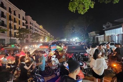 Giao thông 'vỡ trận' sau lễ khai mạc du lịch Sầm Sơn