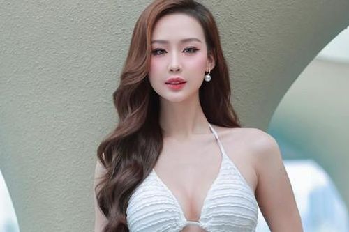 Dàn hoa, á hậu mặc nóng bỏng trong kỳ nghỉ lễ 30/4