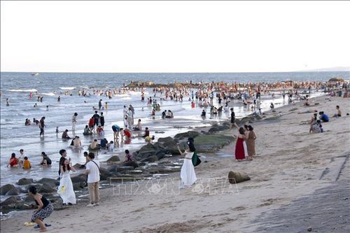 Kỳ nghỉ lễ 30/4 và 1/5: Du lịch biển Bình Thuận tiếp tục 'lên ngôi'
