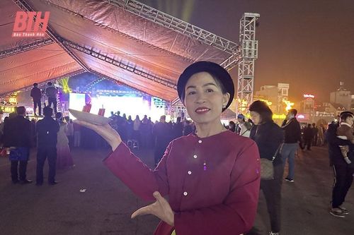 'Con trò' Lê Thị Cảnh và hành trình gìn giữ, phát huy Ngũ trò Viên Khê