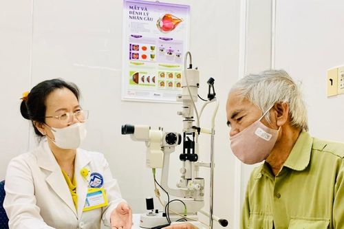 Nhiều tiện ích trong kê đơn thuốc điện tử tại Trung tâm Y tế TP. Pleiku