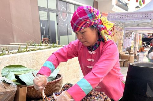 Hấp dẫn Lễ hội 'Ẩm thực Mường Hoa'