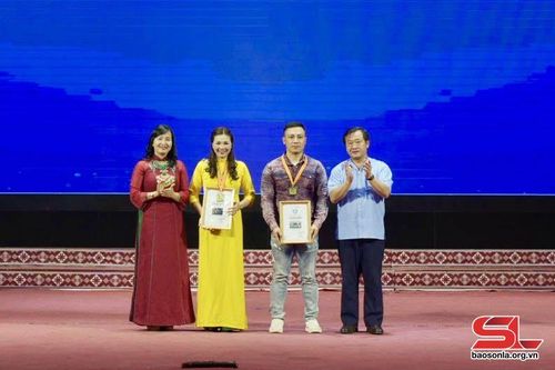 Năm thứ 2 liên tiếp, Sơn La giành Huy chương Vàng tại Liên hoan Ảnh đẹp khu vực miền núi phía Bắc