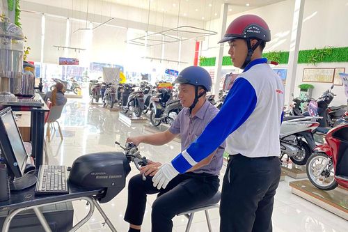 Honda Việt Nam vinh danh 3 HEAD xuất sắc trong hoạt động đào tạo ATGT