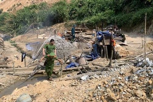 Truy quét 'vàng tặc' tại miền núi Quảng Nam trong kỳ nghỉ lễ