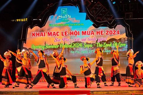 Mùa hè Sa Pa bắt đầu trên xứ sở tình yêu