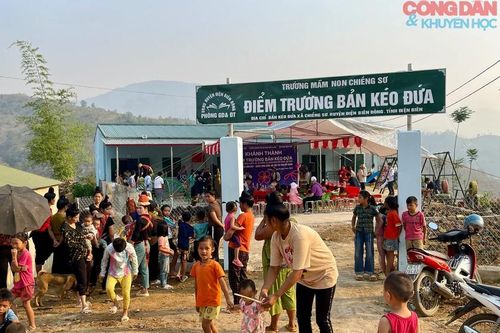 Món quà đặc biệt của cô trò vùng cao Kéo Đứa