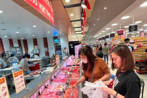 Siêu thị bùng nổ khuyến mại, mở cửa đến 23h