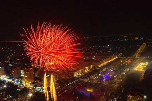 Tưng bừng du lịch biển dịp nghỉ lễ, đón đầu du lịch hè