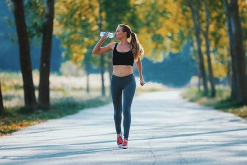 Biện pháp tập thể dục an toàn trong mùa hè