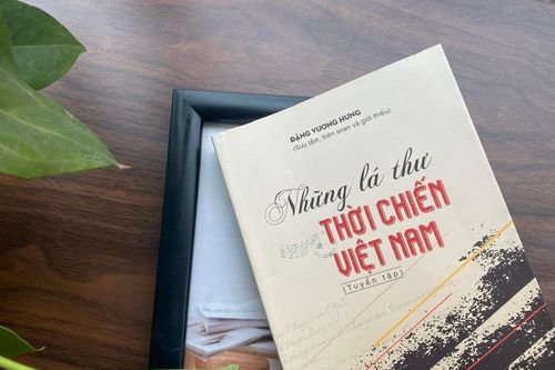 Thế giới thư tín thời chống Pháp