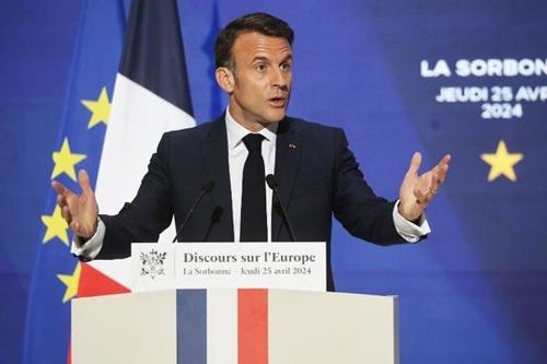 Ông Macron lại 'giục' châu Âu bàn về phòng vệ hạt nhân