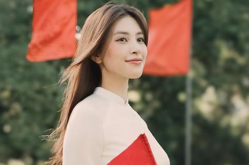 Hoa hậu Trần Tiểu Vy: 'Học tính kiên cường, bất khuất của thế hệ cha anh để nỗ lực cống hiến cho đất nước'