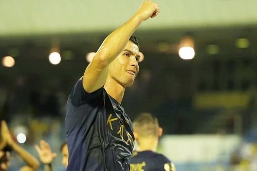 Ronaldo tiếp tục được vinh danh