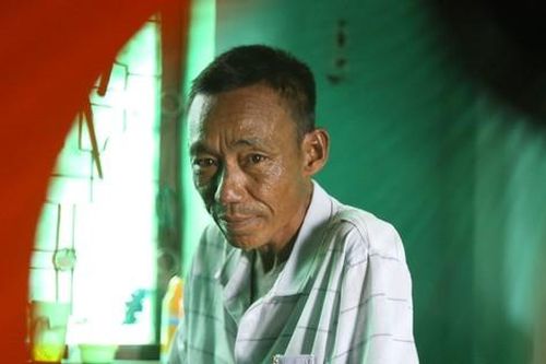 Bệnh nhân chạy thận kiệt sức chống chọi với nắng nóng đỉnh điểm
