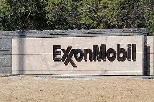 Exxon đang chờ được bật đèn xanh cho thỏa thuận trị giá 60 tỷ USD vào tháng 6