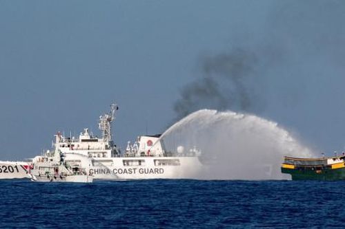 Vòi rồng 'thông minh' nâng cao độ chính xác khi tác chiến biển động
