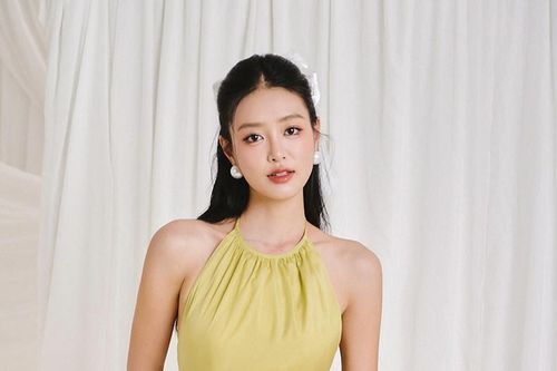 Nhan sắc ngọt ngào của Á hậu Bùi Khánh Linh