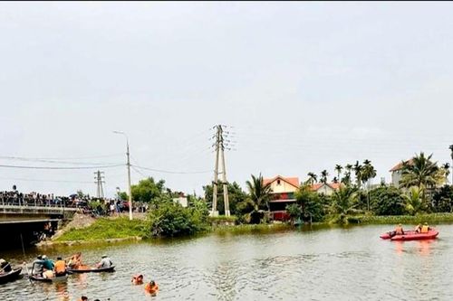 2 bé trai chết đuối khi tắm sông ở Quảng Ninh