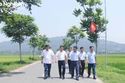 'Làm theo lời Bác', Nam Đàn phát huy ý chí tự lực, tự cường xây dựng huyện kiểu mẫu