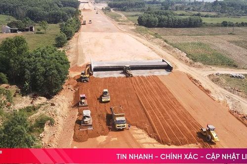 Thi công xuyên lễ trên đại công trường cao tốc Bắc - Nam qua Hà Tĩnh