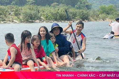 Nhiều điểm đến ở Hương Sơn 'níu chân' du khách dịp lễ