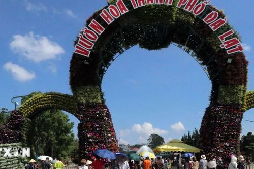 Lượng khách đến Đà Lạt tránh nóng tăng mạnh giữa kỳ nghỉ lễ 30/4-1/5