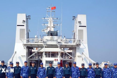 Lực lượng Cảnh sát Biển Việt Nam và Trung Quốc tuần tra liên hợp