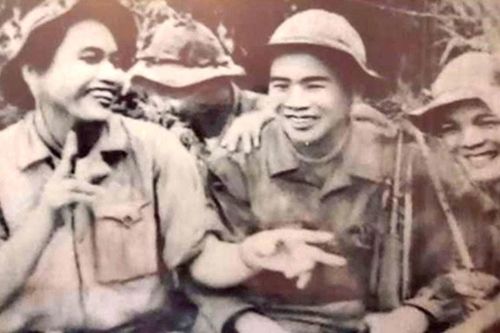 Bà má trong chiến tranh, bà mẹ trong hòa bình
